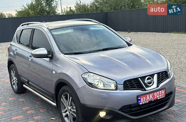 Позашляховик / Кросовер Nissan Qashqai 2011 в 