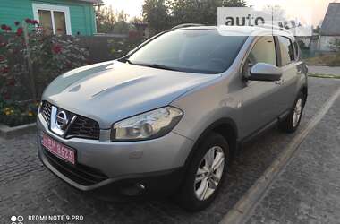 Позашляховик / Кросовер Nissan Qashqai 2010 в Рівному