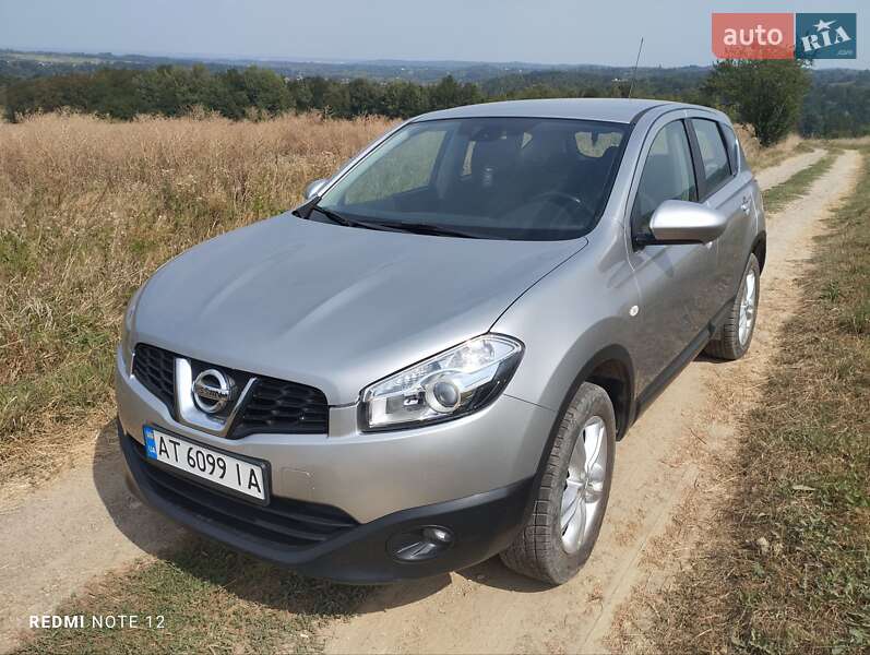 Позашляховик / Кросовер Nissan Qashqai 2011 в Коломиї