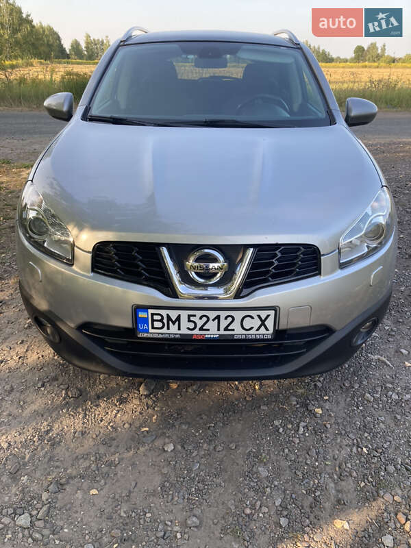 Внедорожник / Кроссовер Nissan Qashqai 2010 в Ямполе