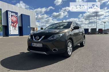 Позашляховик / Кросовер Nissan Qashqai 2015 в Ковелі