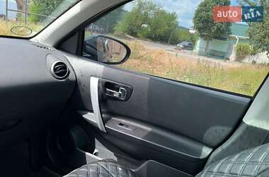 Внедорожник / Кроссовер Nissan Qashqai 2006 в 