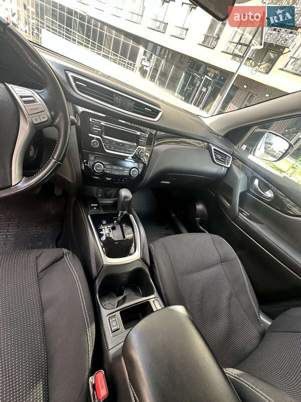 Внедорожник / Кроссовер Nissan Qashqai 2017 в Львове
