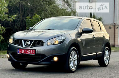 Позашляховик / Кросовер Nissan Qashqai 2012 в Калуші