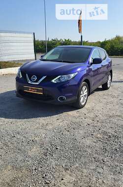 Внедорожник / Кроссовер Nissan Qashqai 2015 в Казатине