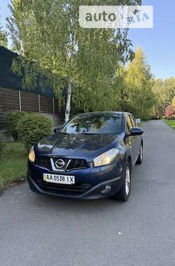 Позашляховик / Кросовер Nissan Qashqai 2010 в Обухові