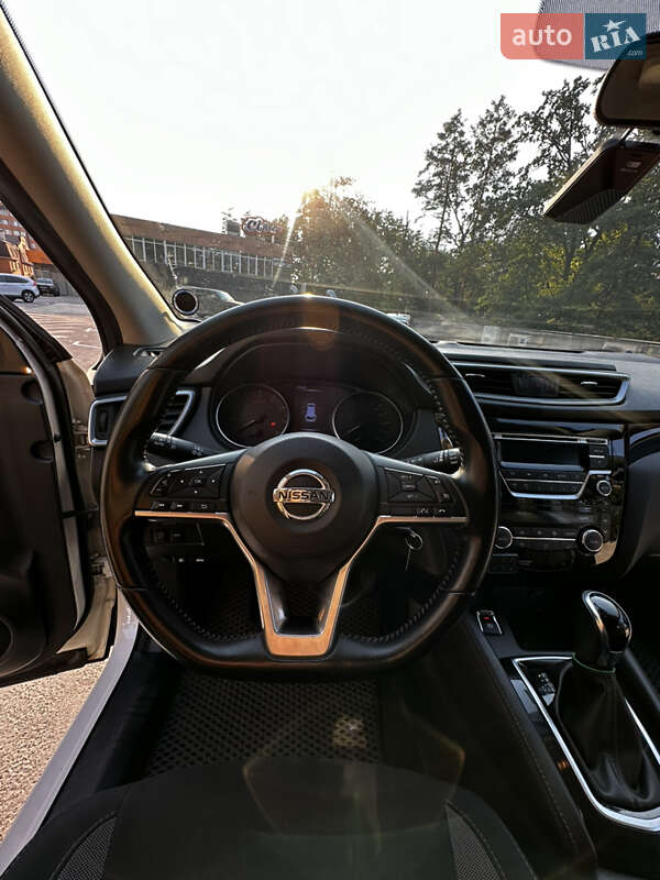Внедорожник / Кроссовер Nissan Qashqai 2018 в Ирпене