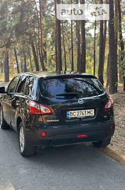 Внедорожник / Кроссовер Nissan Qashqai 2011 в Киеве