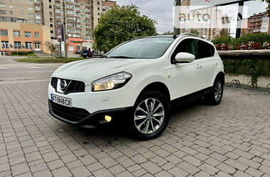 Внедорожник / Кроссовер Nissan Qashqai 2010 в Ивано-Франковске