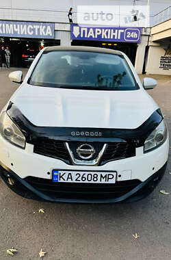 Внедорожник / Кроссовер Nissan Qashqai 2012 в Киеве