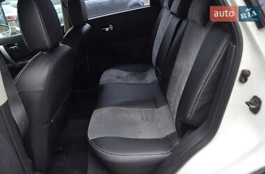 Внедорожник / Кроссовер Nissan Qashqai 2011 в 