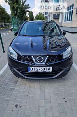 Внедорожник / Кроссовер Nissan Qashqai 2013 в Кременчуге