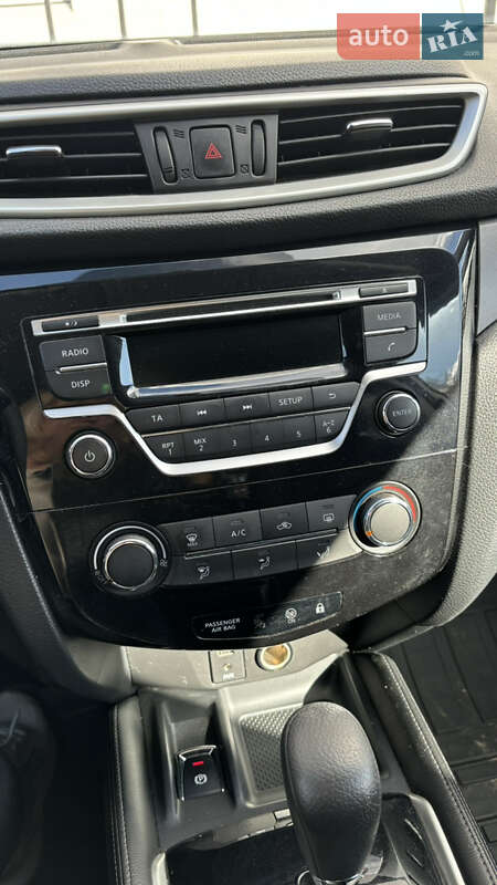 Внедорожник / Кроссовер Nissan Qashqai 2014 в Черкассах