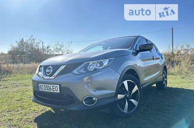 Позашляховик / Кросовер Nissan Qashqai 2014 в Луцьку