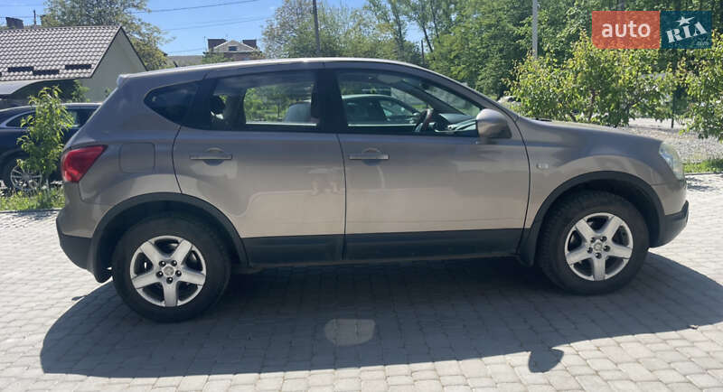 Внедорожник / Кроссовер Nissan Qashqai 2008 в Хмельницком