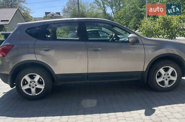 Внедорожник / Кроссовер Nissan Qashqai 2008 в 