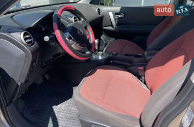 Внедорожник / Кроссовер Nissan Qashqai 2008 в 