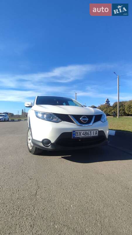 Внедорожник / Кроссовер Nissan Qashqai 2016 в Городке