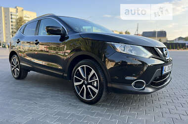 Внедорожник / Кроссовер Nissan Qashqai 2015 в Луцке