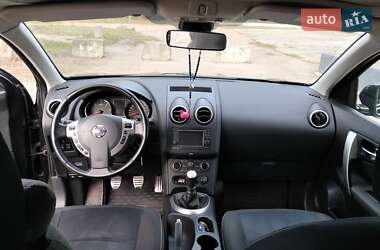 Позашляховик / Кросовер Nissan Qashqai 2012 в Озерному