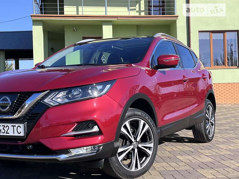 Позашляховик / Кросовер Nissan Qashqai 2017 в Самборі