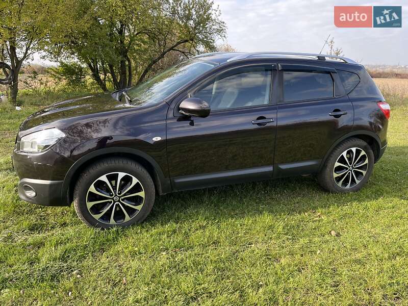Позашляховик / Кросовер Nissan Qashqai 2011 в Снятині