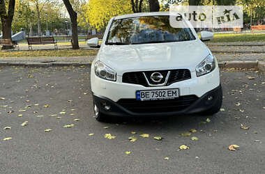 Внедорожник / Кроссовер Nissan Qashqai 2013 в Николаеве