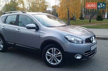 Позашляховик / Кросовер Nissan Qashqai 2010 в Чернігові