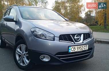 Внедорожник / Кроссовер Nissan Qashqai 2010 в Чернигове