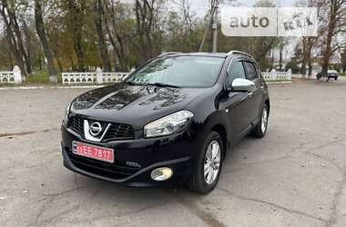 Внедорожник / Кроссовер Nissan Qashqai 2013 в Новоархангельске