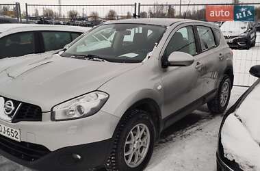 Внедорожник / Кроссовер Nissan Qashqai 2010 в Черкассах