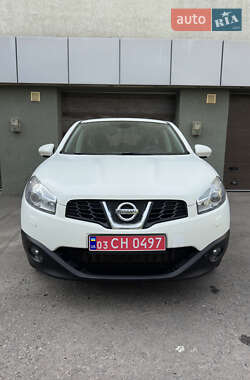 Позашляховик / Кросовер Nissan Qashqai 2012 в Рівному