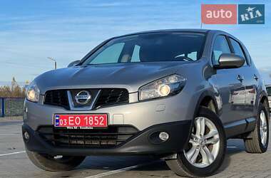 Позашляховик / Кросовер Nissan Qashqai 2010 в Нововолинську