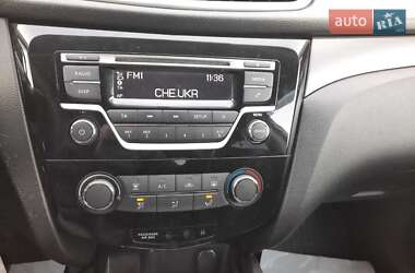 Внедорожник / Кроссовер Nissan Qashqai 2014 в 