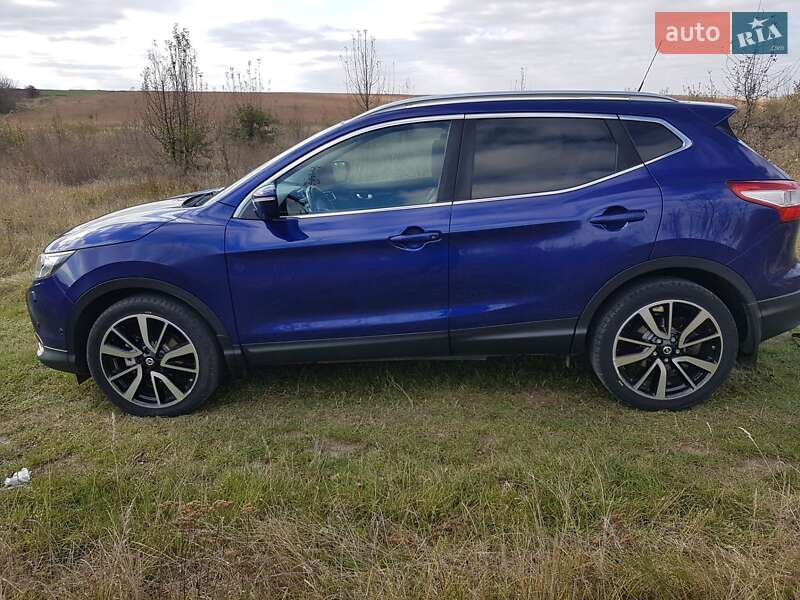 Внедорожник / Кроссовер Nissan Qashqai 2014 в Бердичеве