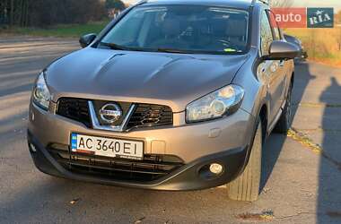 Внедорожник / Кроссовер Nissan Qashqai 2013 в 