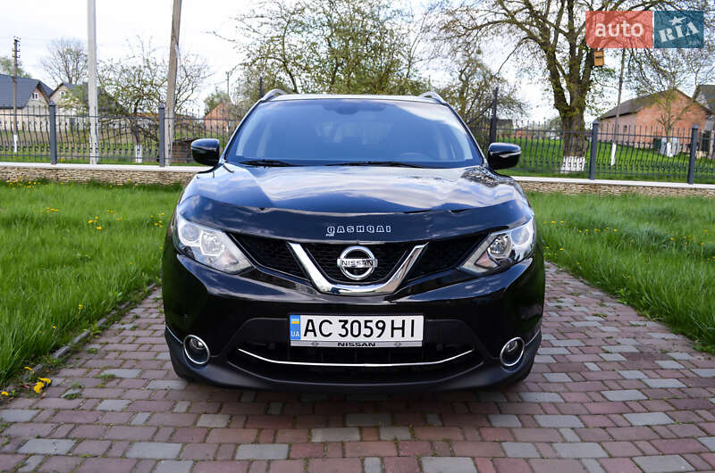 Внедорожник / Кроссовер Nissan Qashqai 2015 в Луцке