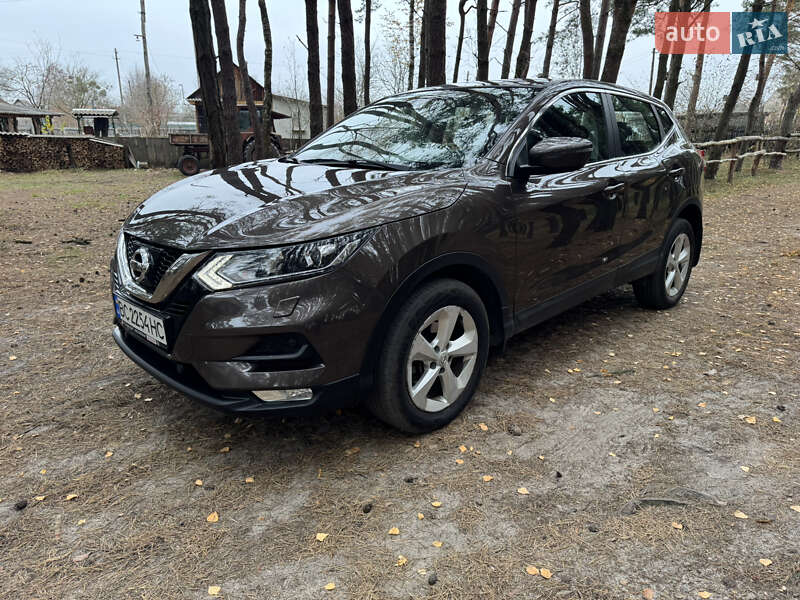 Внедорожник / Кроссовер Nissan Qashqai 2017 в Сосновке