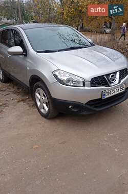Внедорожник / Кроссовер Nissan Qashqai 2011 в 