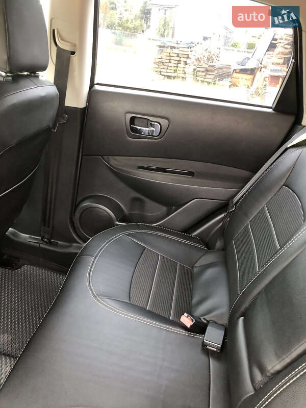 Внедорожник / Кроссовер Nissan Qashqai 2011 в Иршаве