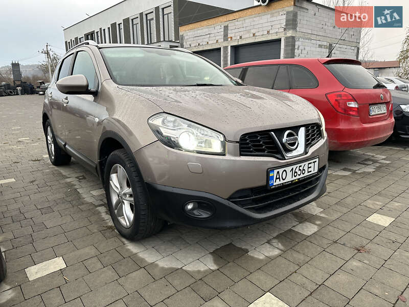 Внедорожник / Кроссовер Nissan Qashqai 2012 в Иршаве