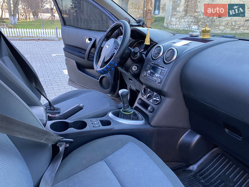 Позашляховик / Кросовер Nissan Qashqai 2013 в Бережанах