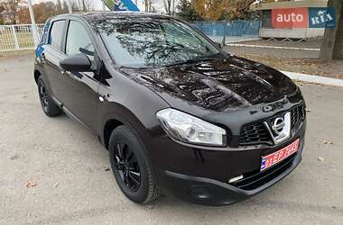 Внедорожник / Кроссовер Nissan Qashqai 2010 в Полтаве