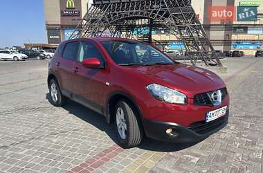 Внедорожник / Кроссовер Nissan Qashqai 2010 в Харькове