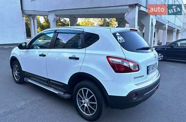 Внедорожник / Кроссовер Nissan Qashqai 2011 в Запорожье