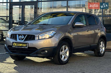 Позашляховик / Кросовер Nissan Qashqai 2010 в Івано-Франківську