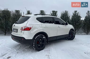 Внедорожник / Кроссовер Nissan Qashqai 2013 в Снятине