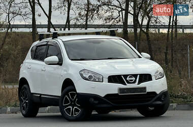 Внедорожник / Кроссовер Nissan Qashqai 2011 в Днепре