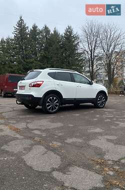 Внедорожник / Кроссовер Nissan Qashqai 2011 в Нежине