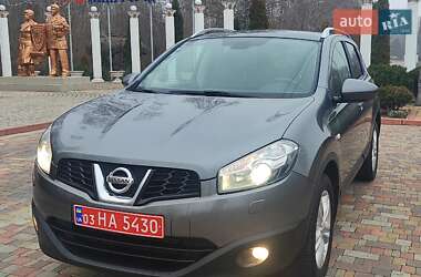 Внедорожник / Кроссовер Nissan Qashqai 2012 в Миргороде